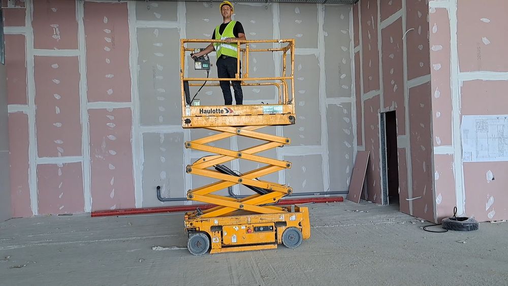 Societate vindem nacela electrica,8m,Haulotte Optimum 8, Genie, Jlg