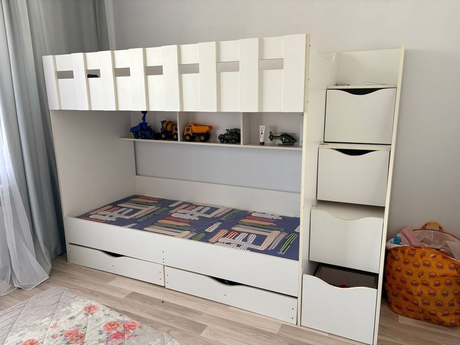 Продам кровать 2-х ярусную