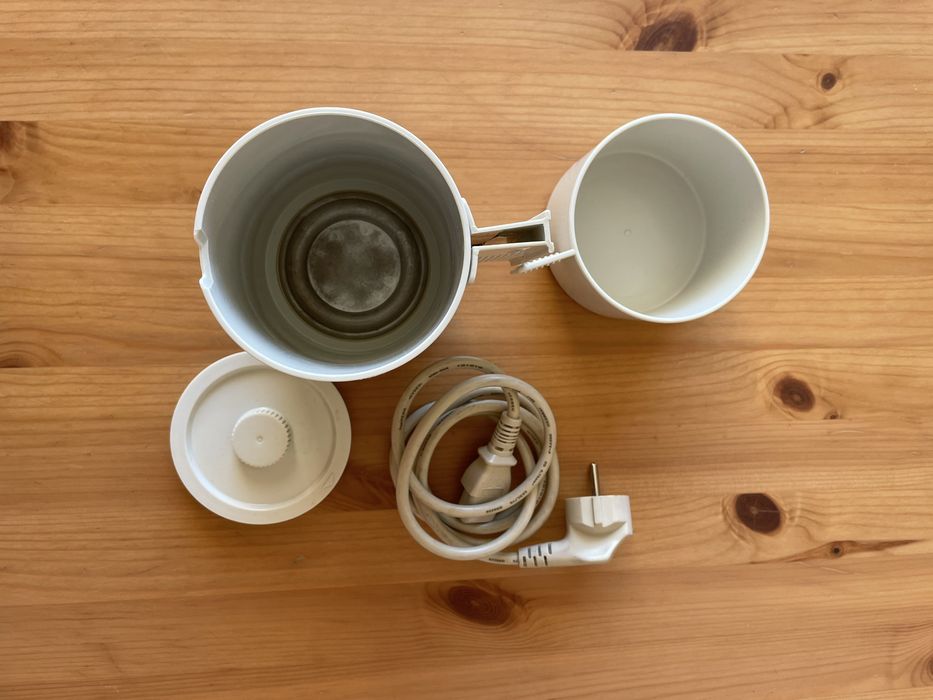 Каничка Филипс с чаша