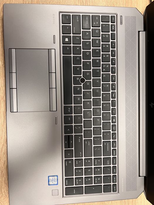 hp zbook 15 g6 i7-9850h 32gb ram 512gb ssd nvidia quadro p2000