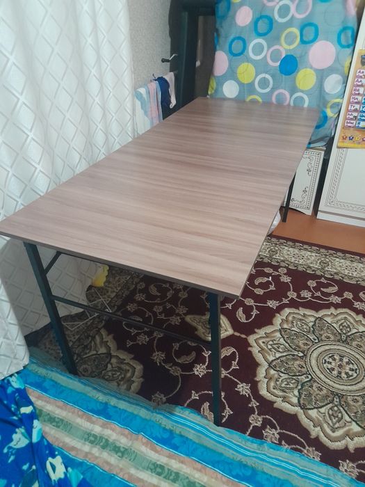 Продам стол отлично