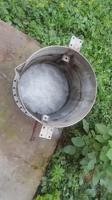 меняю Советские промышленные ковшы из нержавейки. 400 y.e.