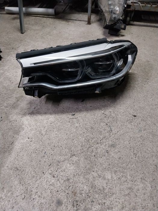 Ляв фар bmw 5 g30