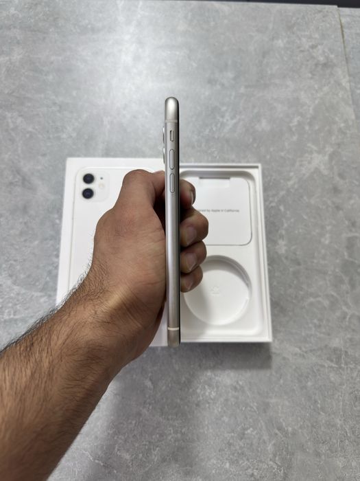 iPhone 11 128GB White