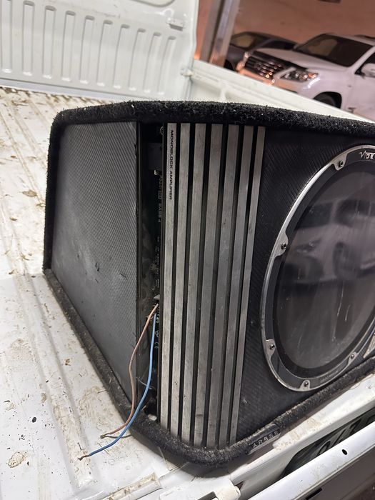 Продам Сабвуфер.