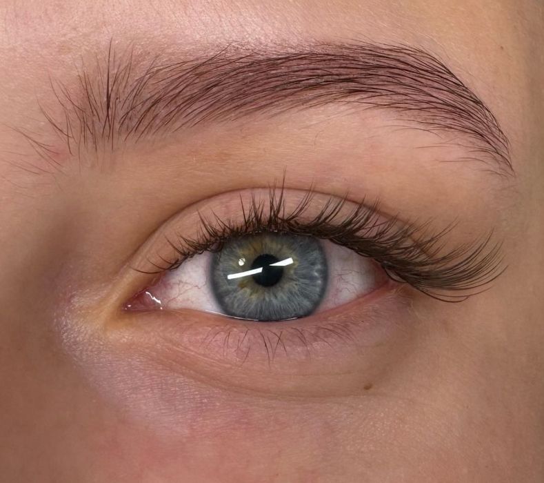 Наращивание ресниц 5.000