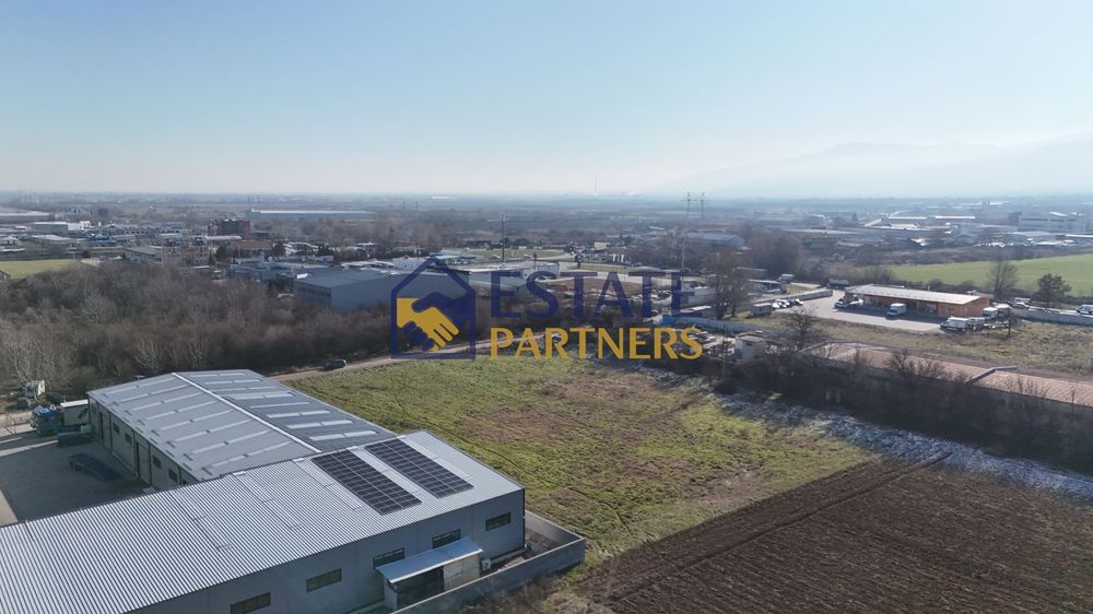 Парцел в Пловдив-Индустриална зона - Юг площ 3628 цена 290000