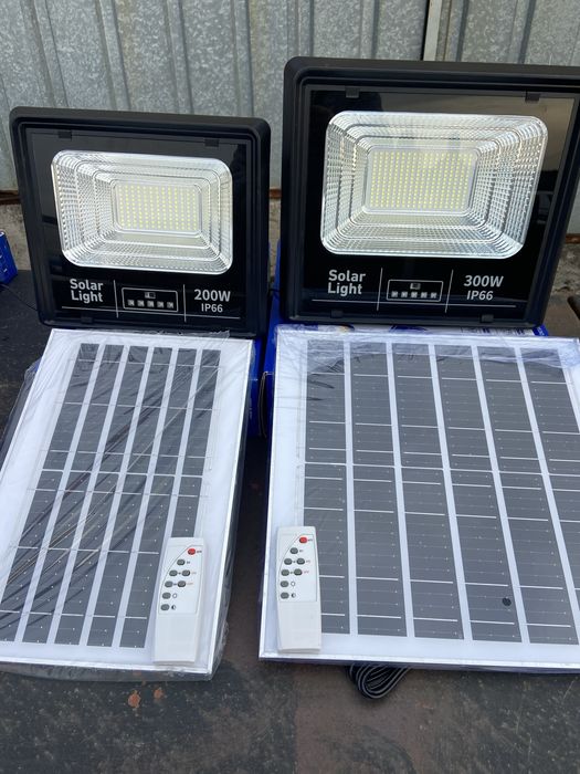 Lampa Solara Jortan 500W cu Panou solar si Telecomanda !!!