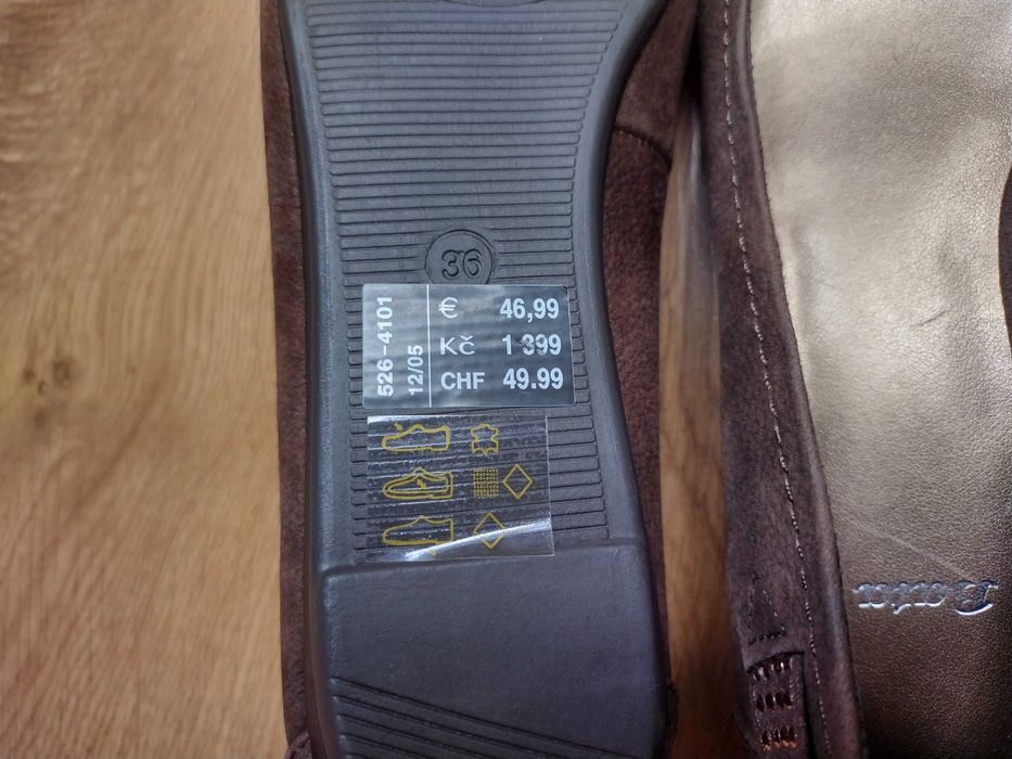 Bata - нови дамски обувки от естествена кожа балеринки  № 36