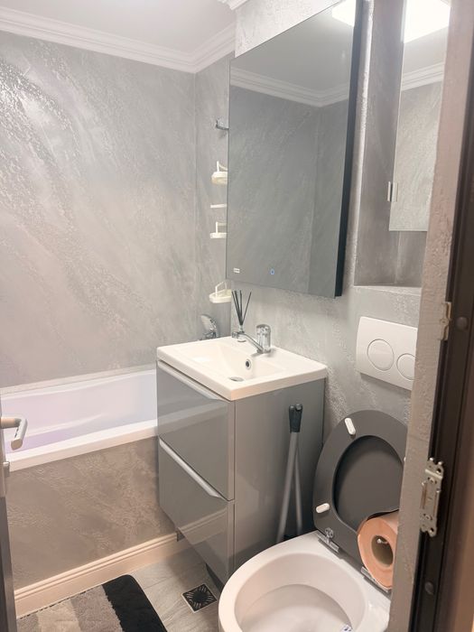 Inchiriere apartament
