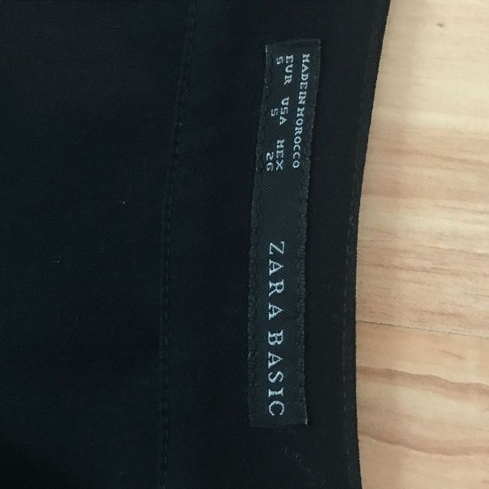 Rochie de seara neagra Zara