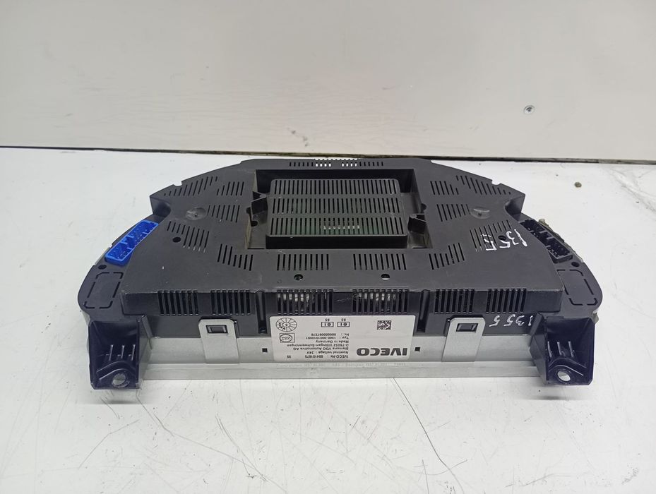 Ceasuri de bord 504101675 IVECO Eurocargo 2 (2002 - 2015) 3.9 d F4AE0481