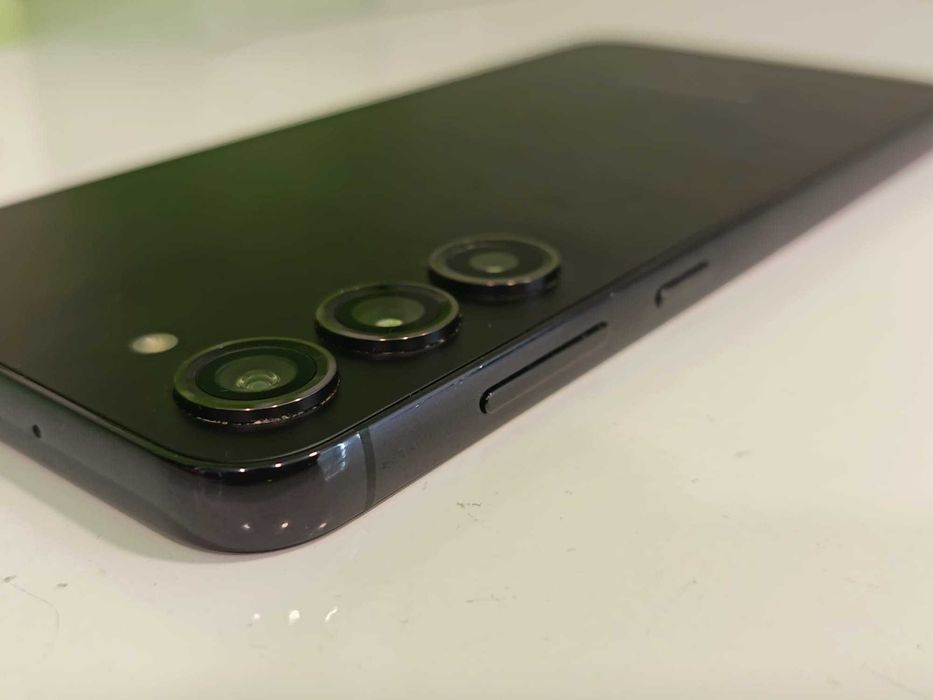 (AG41) Telefon Samsung Galaxy S23+ B6005 - Garantie 2 ani!