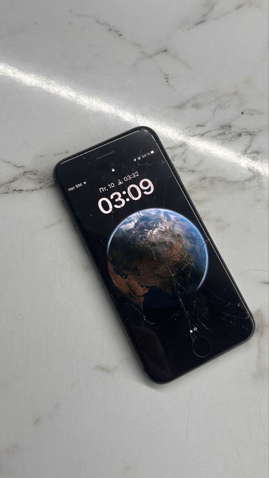 Iphone 8 черного цвета