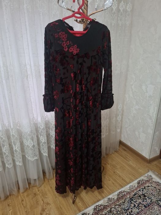 Ayollar kelinlik libosi
