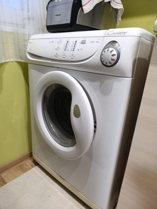 Продавам пералня Candy