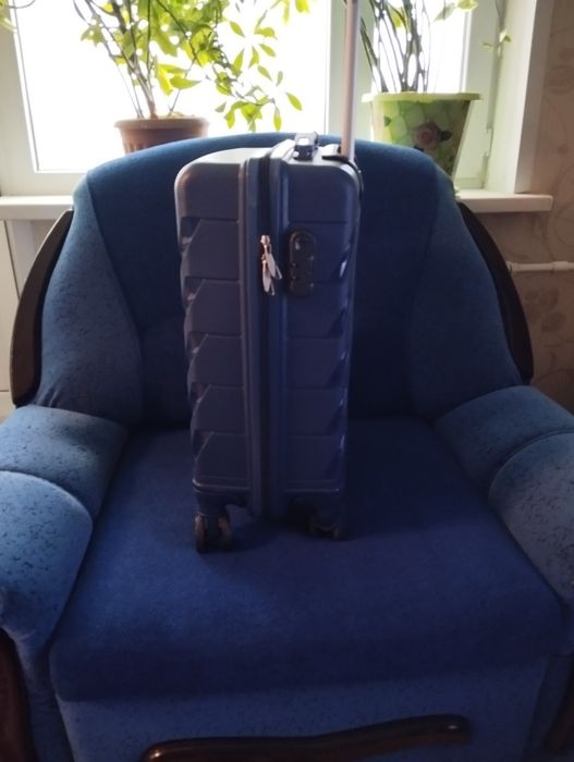 Чемодан на колёсах