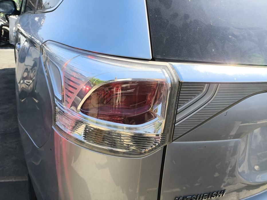 Стоп за Mitsubishi Outlander