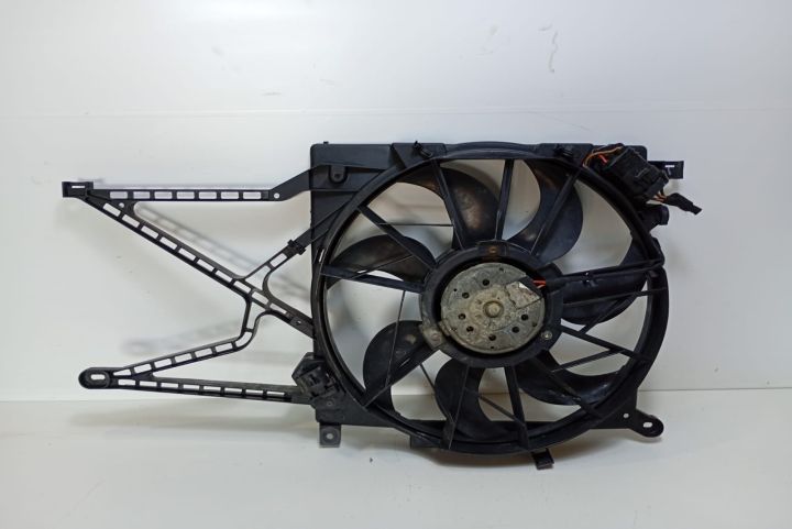 Electroventilator 030303246 / 90570740 Opel Astra G