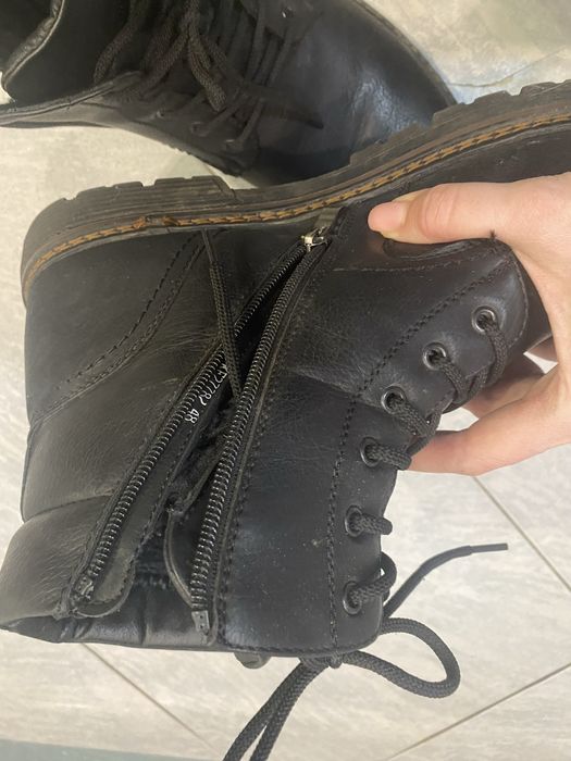 Продам ботинки зимние ,48 размер