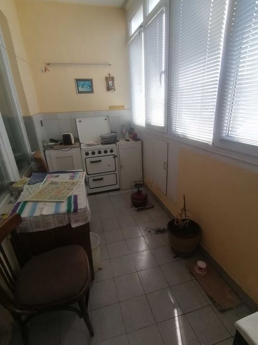Продава се Тристаен апартамент в Варна, Левски - 68 кв.м за 1999 €/кв.м - Снимка #17