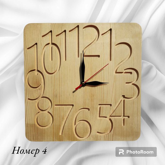 Дървени дизайнерски часовници за стена .