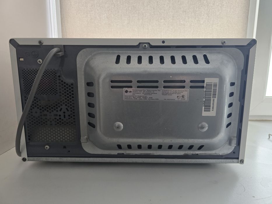 Микроволновка LG
