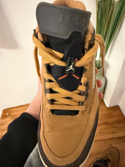 Pantofi jordan spizike