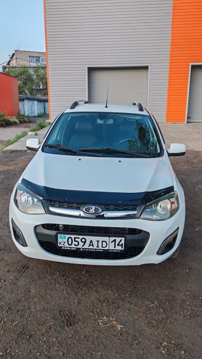 Продам бампер лада калина 2