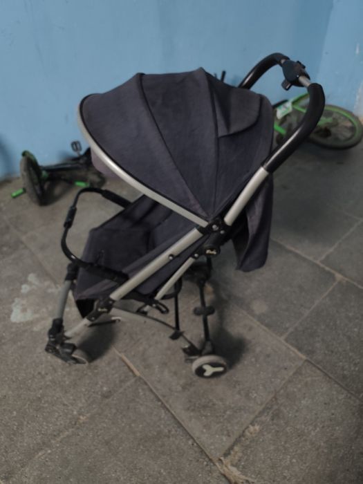 Продам коляски на ходу