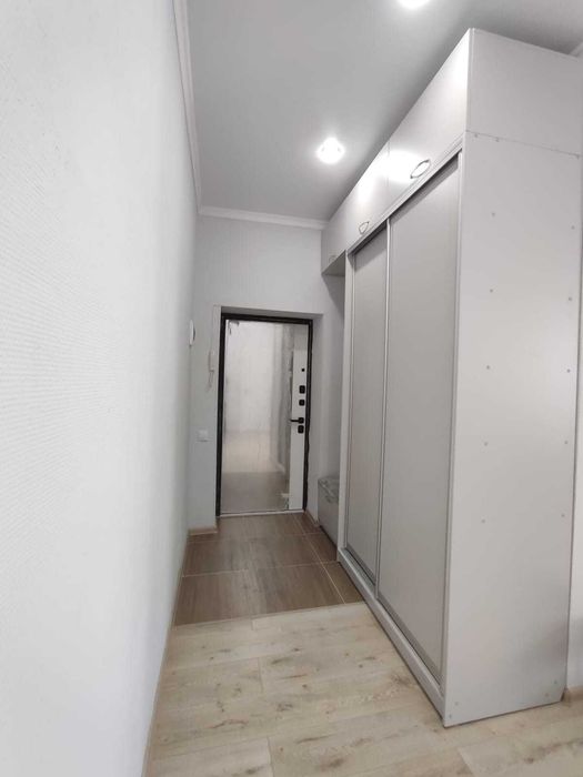 2 ком кв в тихом районе городе, за Перинатальным центром.