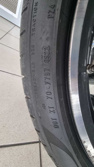 Летни гуми 245/40/20, 2 бр.  235/75/20, 2 броя PZERO за БМВ 7, спорт,