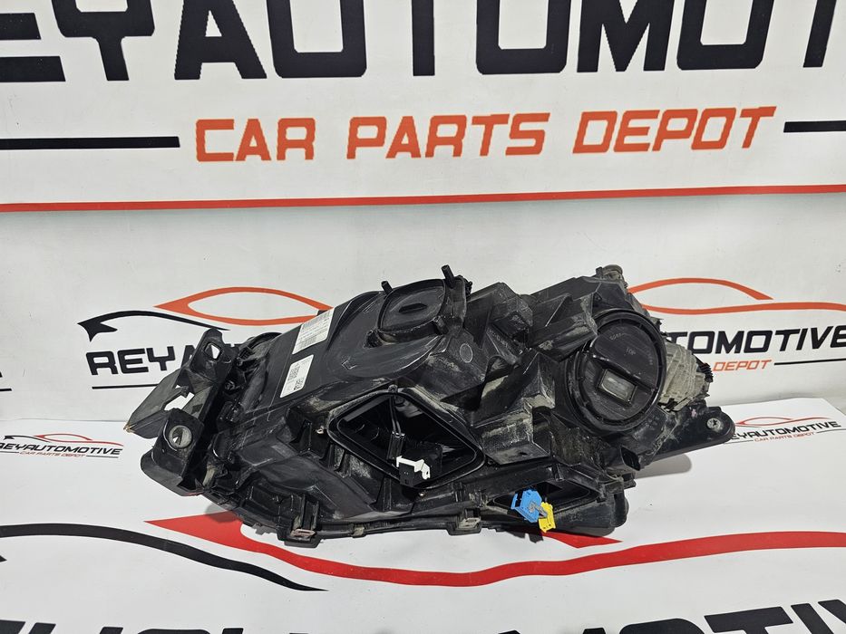 Far dreapta ils led Mercedes GLS W166 dupa 2015 cod A1669064603