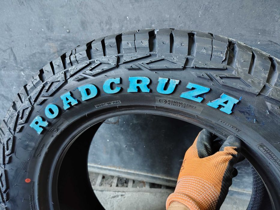 4бр нови всесезонни Roadcruza 265 60 18