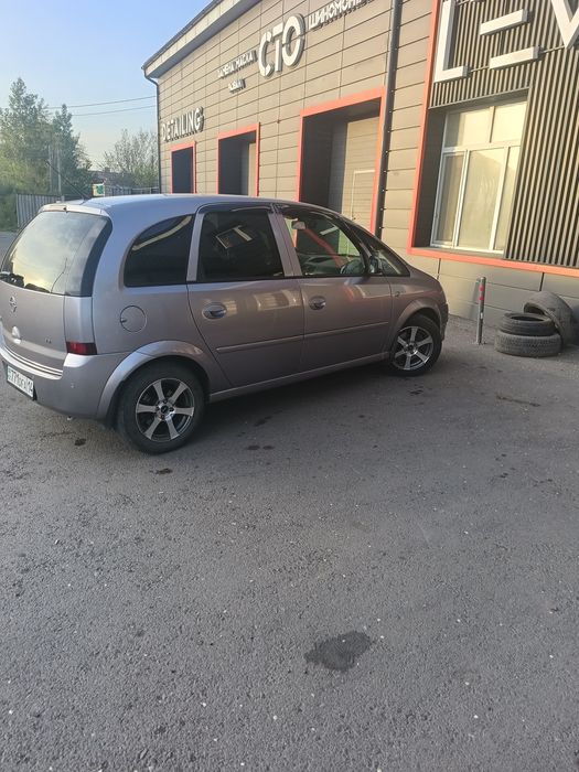 Продам автомобиль
