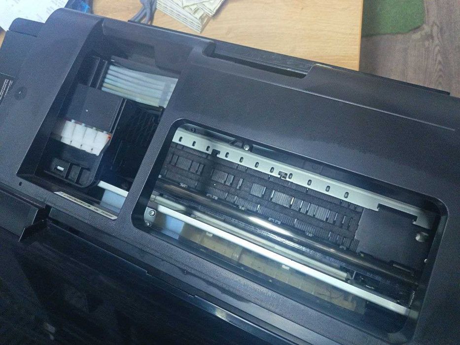 Ptinter epson L805 sotiladi