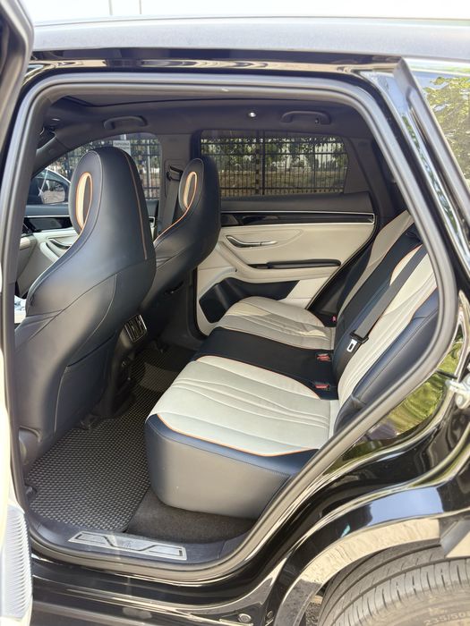 Byd Song plus flagship
