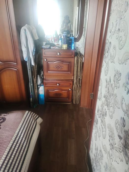 Продам спальный гарнитур
