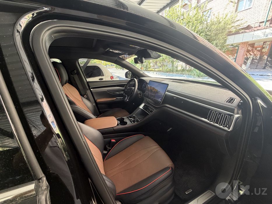 Byd chwmpion gibrid 150