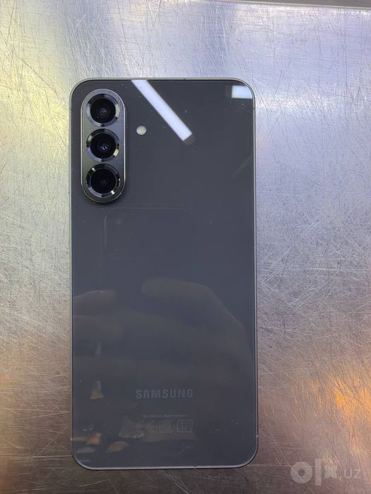 Samsung a 56 5G 8/256