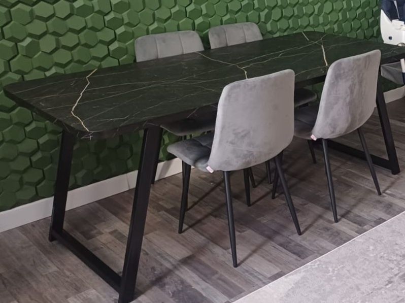 Комплектом 130.000 стол на 6-8 персон +6 стульев!