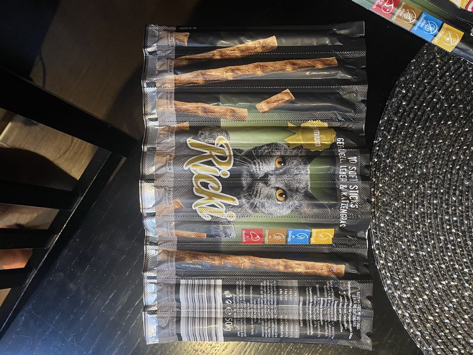 Вкусняшки для кошки(деликатесы)Корм для кошек