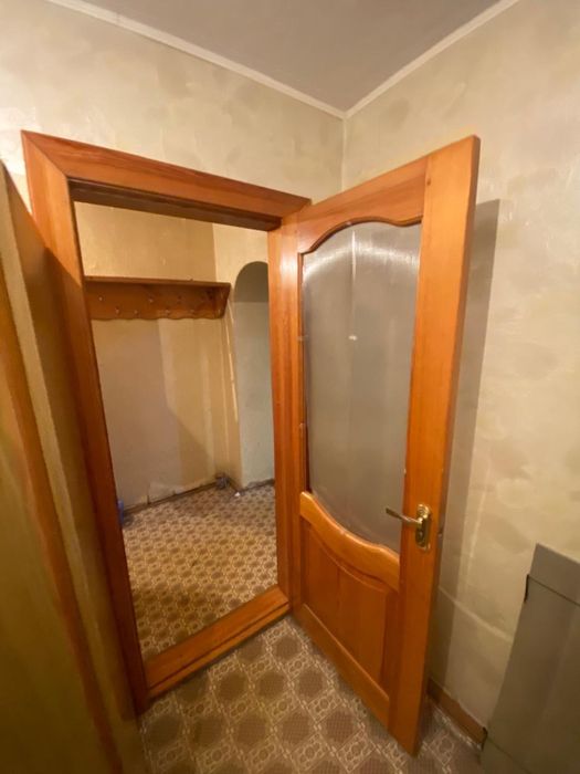 Продам межкомнатные деревянные двери