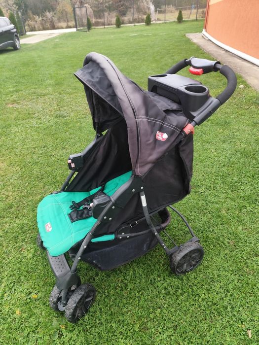 Vând căruț copii tip sport Marca Primii Pasi