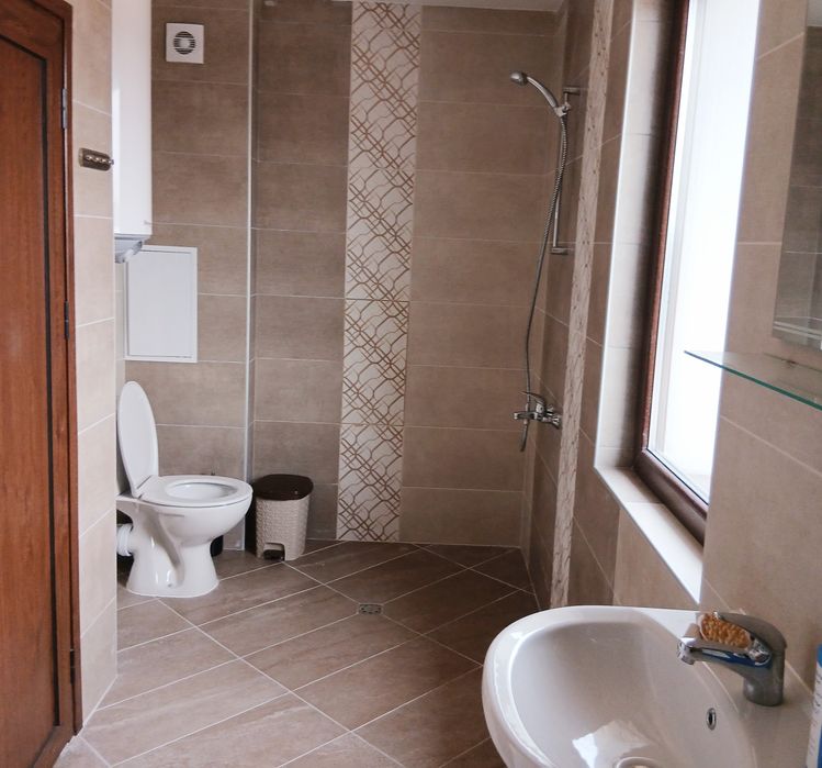 УНИКАЛЕН панорамен в ТОП ЦЕНТЪР за нощувки- 2 спални БЕЗПЛАТЕН ПАРКИНГ