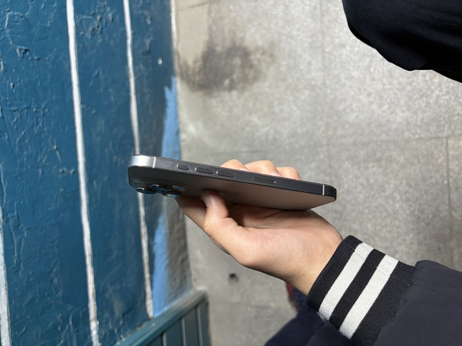 Iphone 16 pro 256 гб