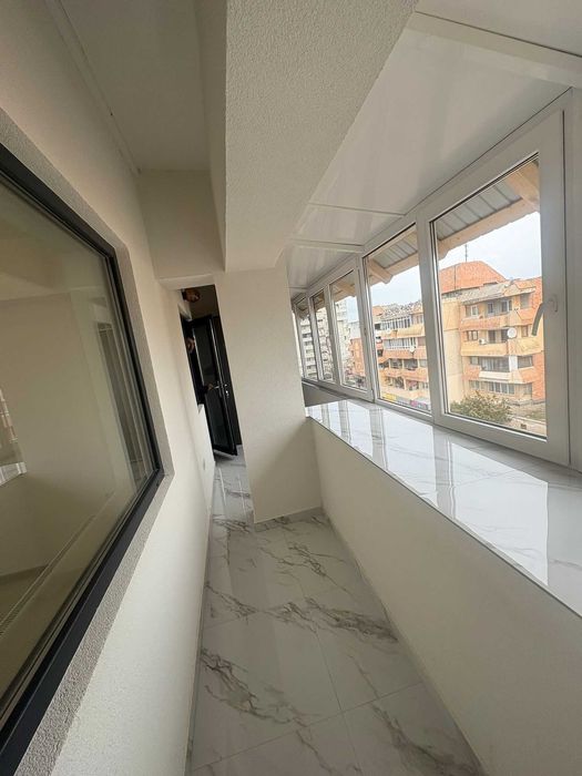 Apartament 3 camere-Ultracentral, complet renovat, vedere pietonala