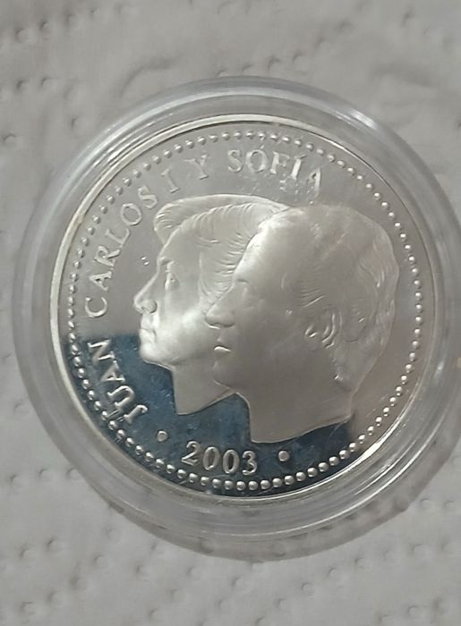 Сребърна монета.