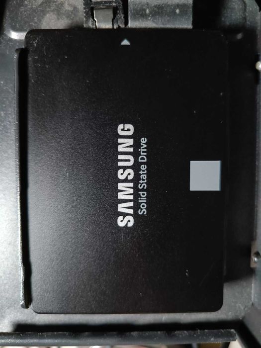 SSD Samsung 860 EVO 250GB (SATA, 2.5")