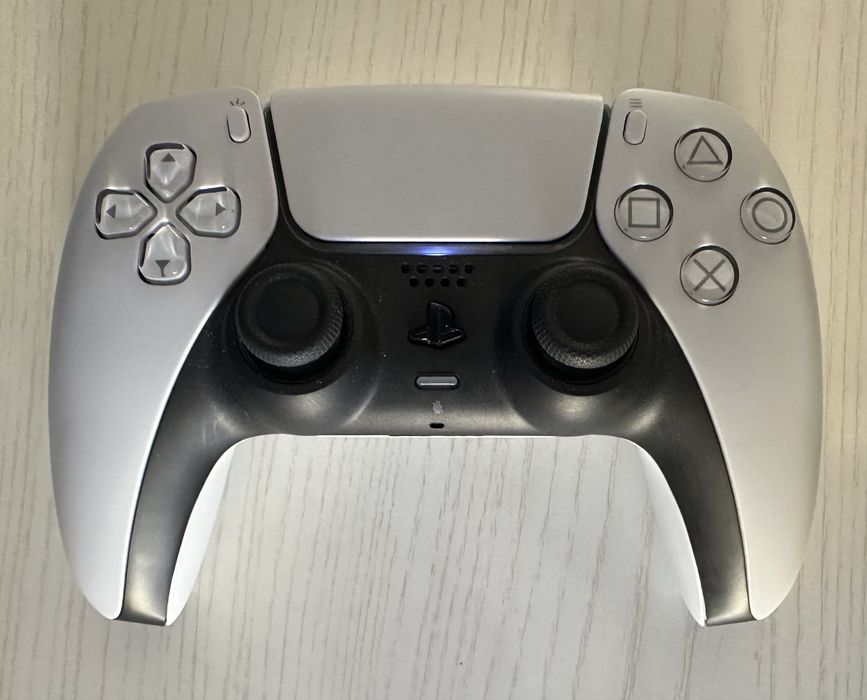 PlayStation 5 Slim 1 TB с дисководом и 2 Dualsense